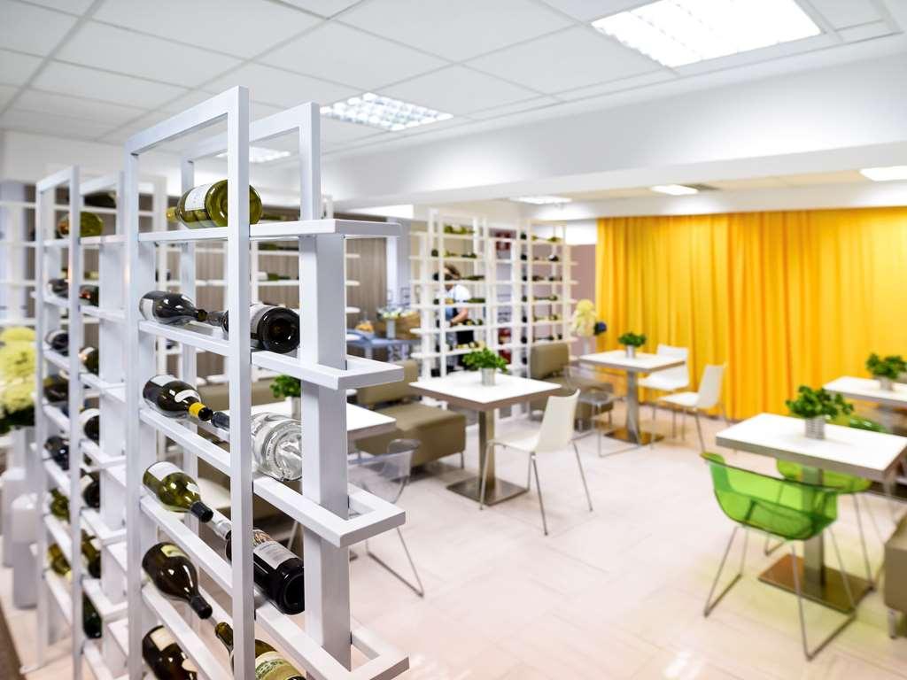Ibis Styles Skopje Hotel Restaurant photo