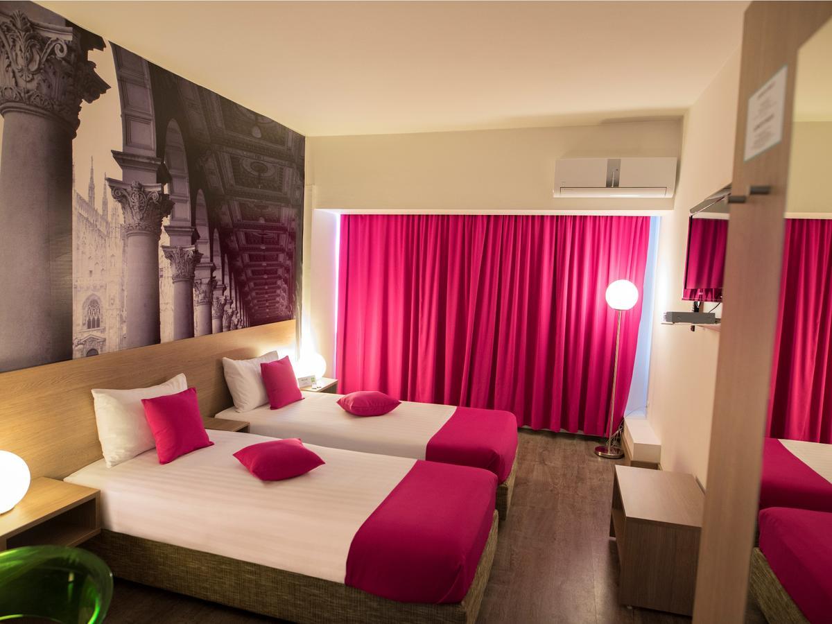 Ibis Styles Skopje Hotel Exterior photo